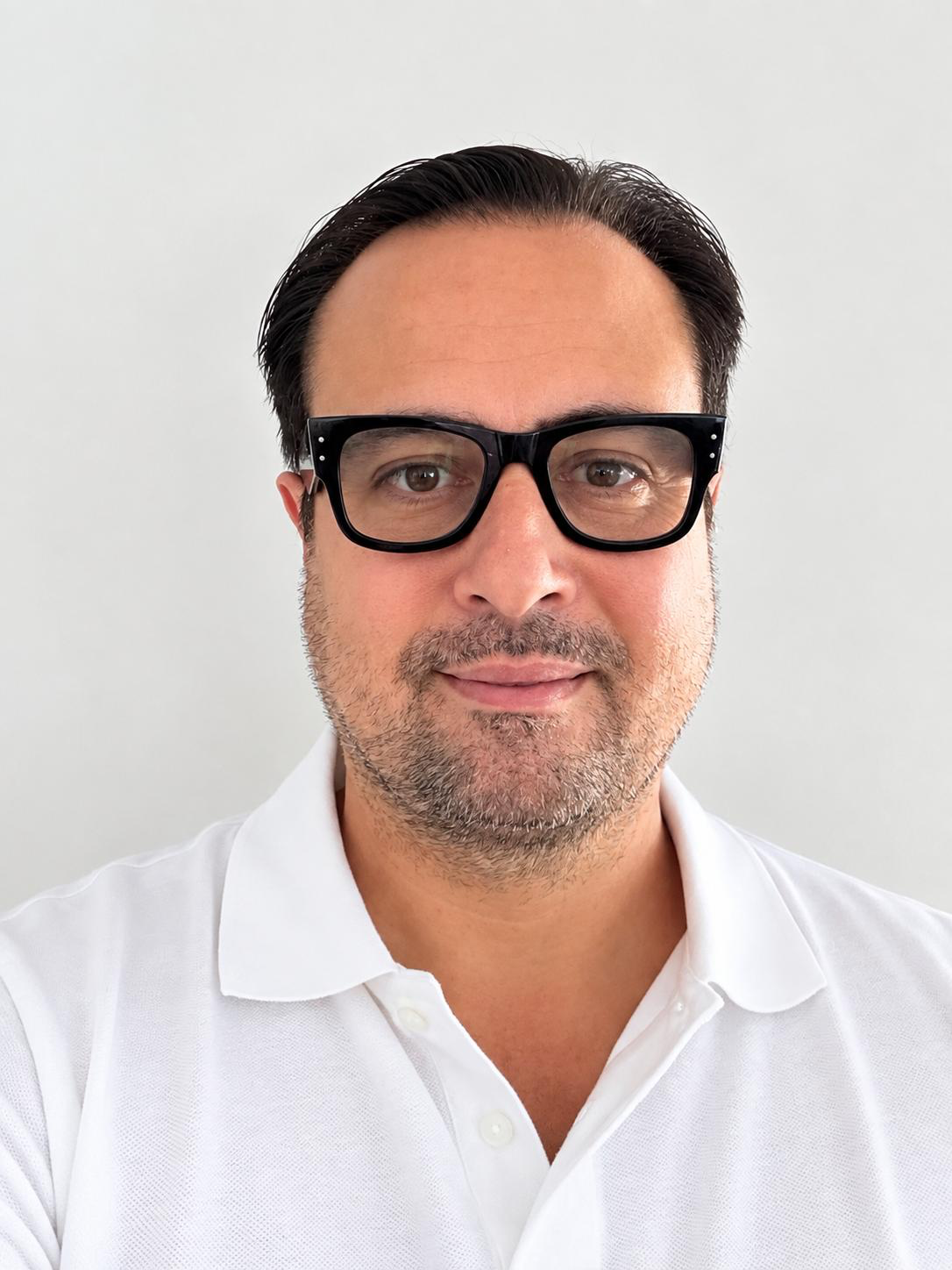 Dr. Bienvenido Tejado